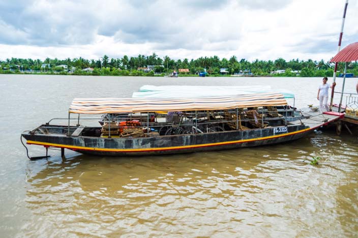 mekong-delta-besuch-schwimmender-markt-39