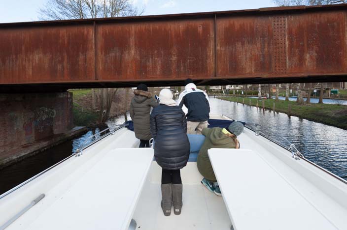 mecklenburgische-seenplatte-führerscheinfreie-hausbootfahrt