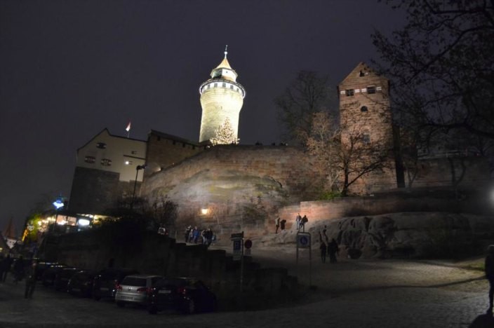 Vorweihnachtszeit in Nürnberg Kaiserburg