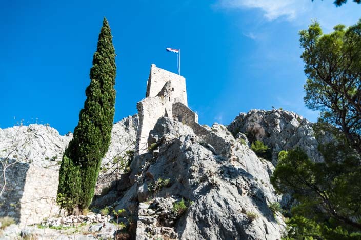Omis Festung Mirabella Kroatien mit dem Auto