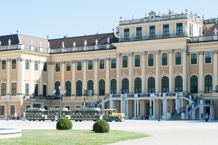 Wien Insider Tipps Schloss und Park Schönbrunn mit Panoramazug
