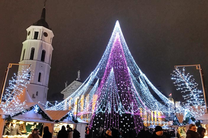 Vilnius Sehenswürdigkeiten: Kathedralenplatz Weihnachtsbaum