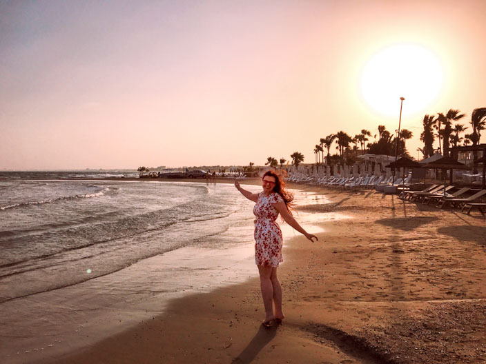 Nicosia Tipps: Strand in Larnaka Golden Bay Hotel