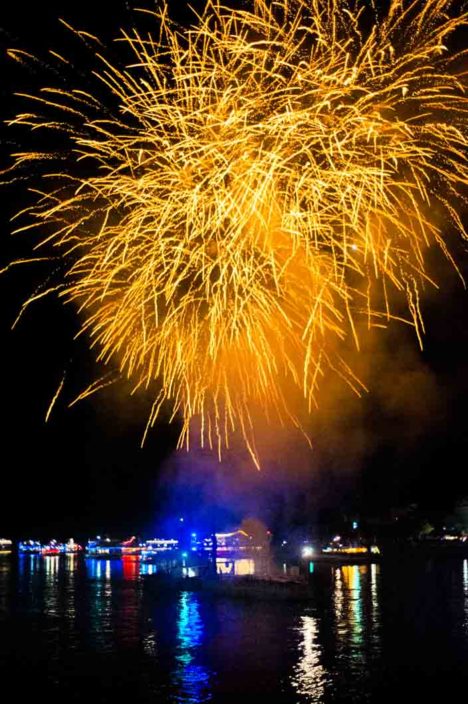 Feuerwerk "Rhein in Flammen St. Goar / St. Goarshausen"