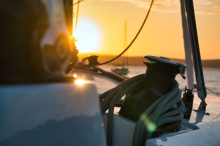 Sonnenuntergang in der Bucht unweit von Punta Križa