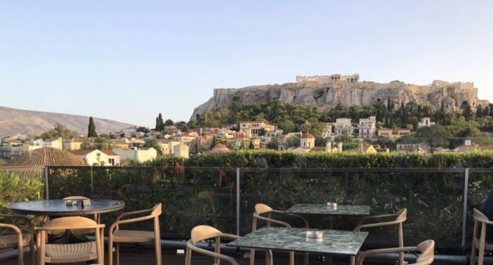 360 cocktailbar van Athene op het Monastiraki-plein